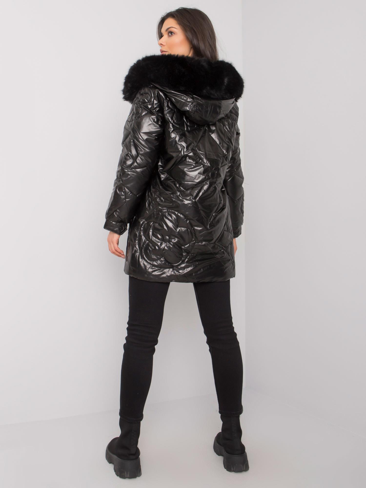 Black winter jacket with hood by Latiana