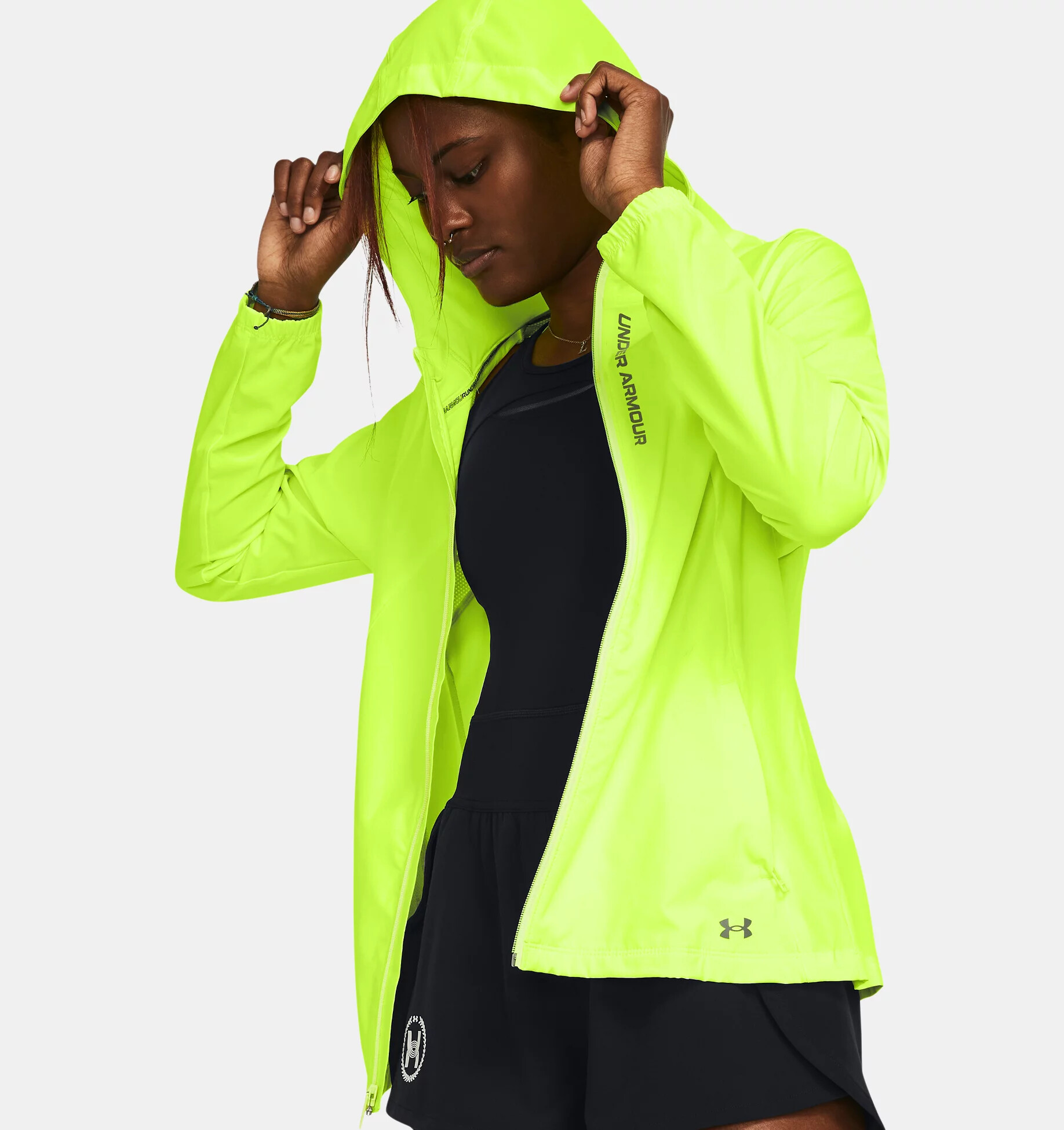 Světle zelená sportovní bunda Under Armour UA OutRun the STORM Jacket