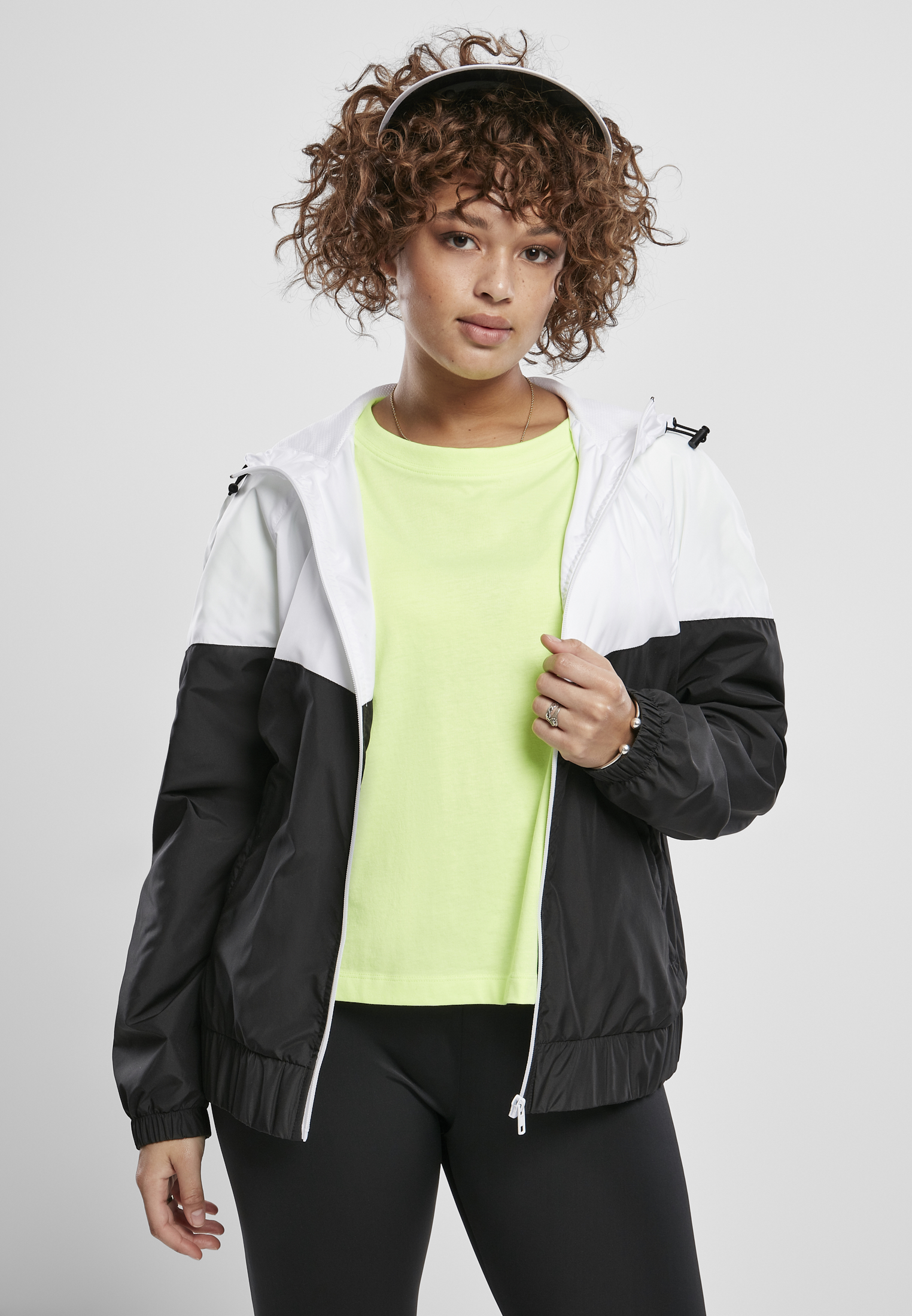 Women's windbreaker Arrow white/black