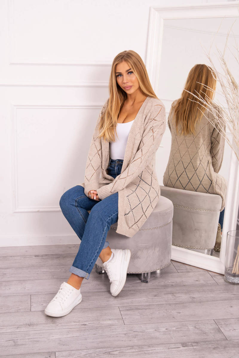 Sweater With A Geometric Pattern Of Beige Color