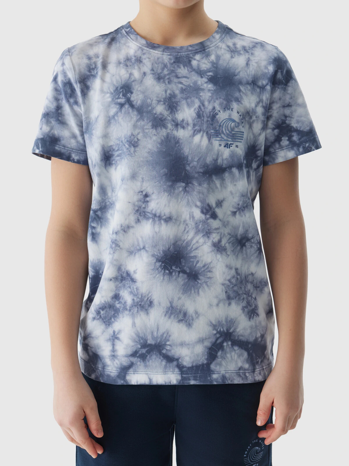 Boys' T-shirt with 4F print - multicolor