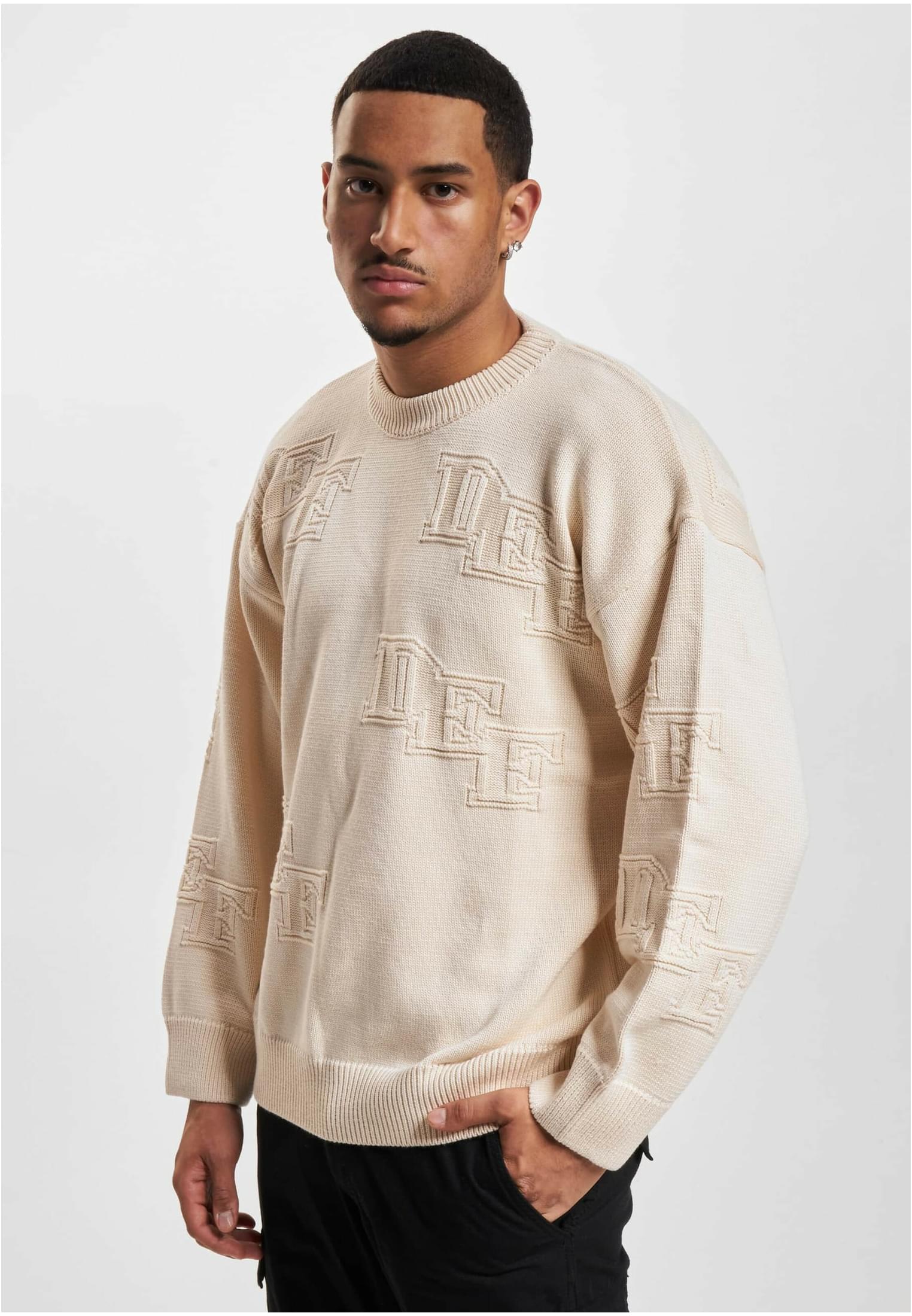 Mens sweater Knit sand