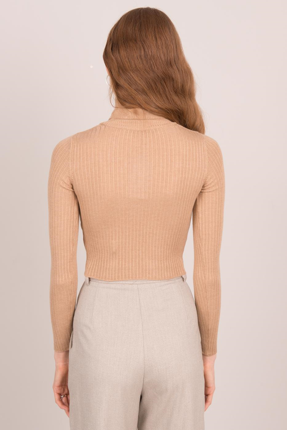 BSL Camel cu nervuri turtleneck cu un cut-out