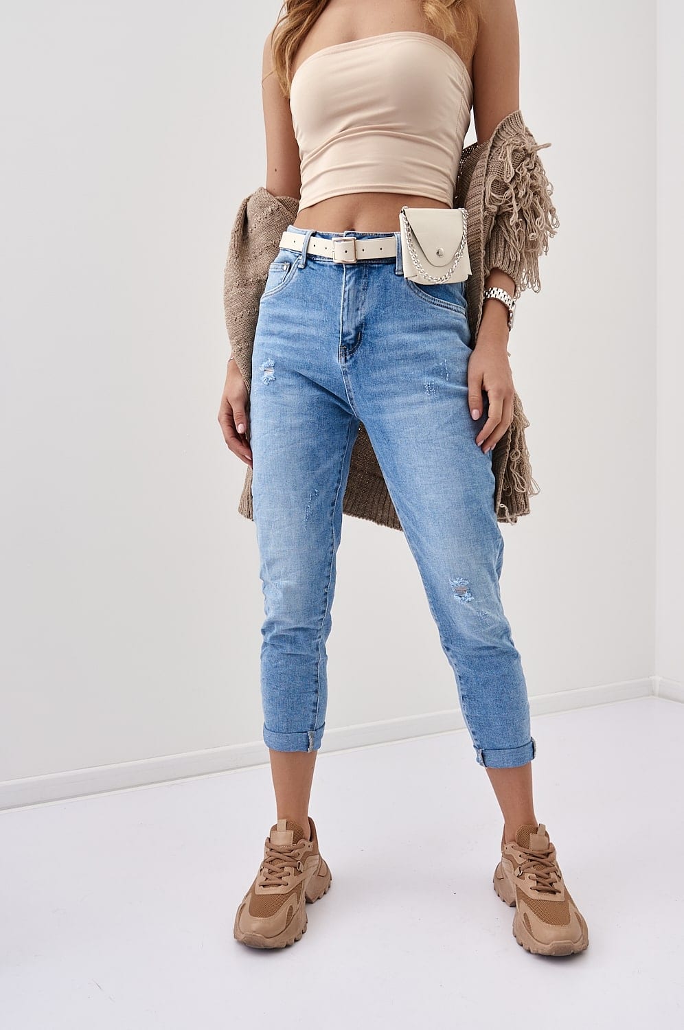 Moom fit denim jeans with handbag