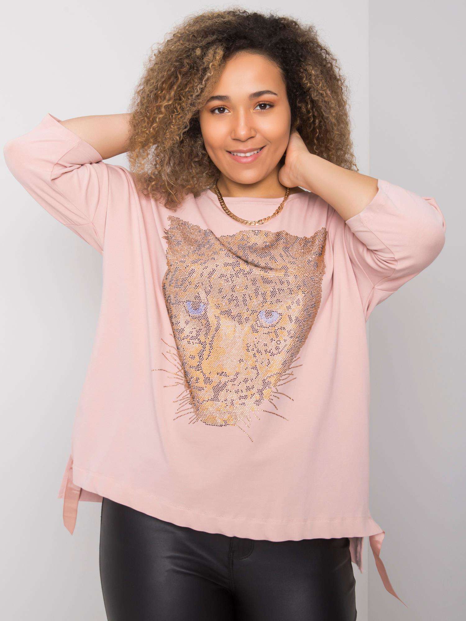 Oversize Women's Blouse With Dusty Pink Application