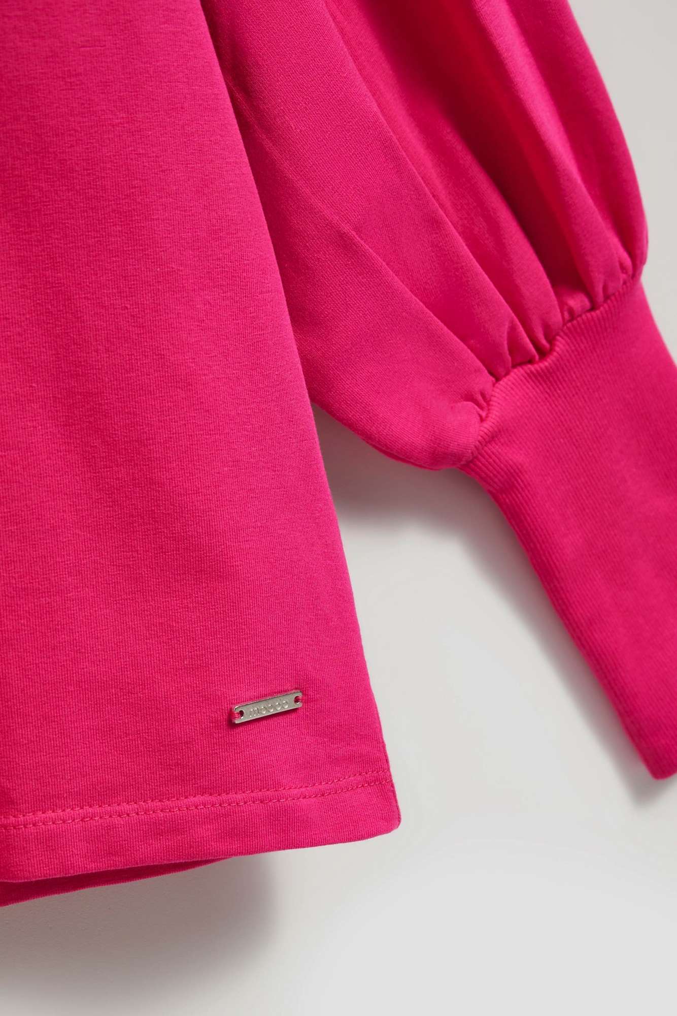 Sweatshirt with fluffy sleeves