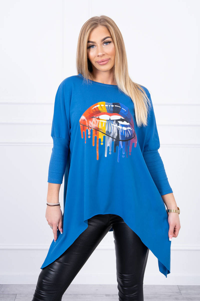 Oversize Blouse With Rainbow Printed Jeans