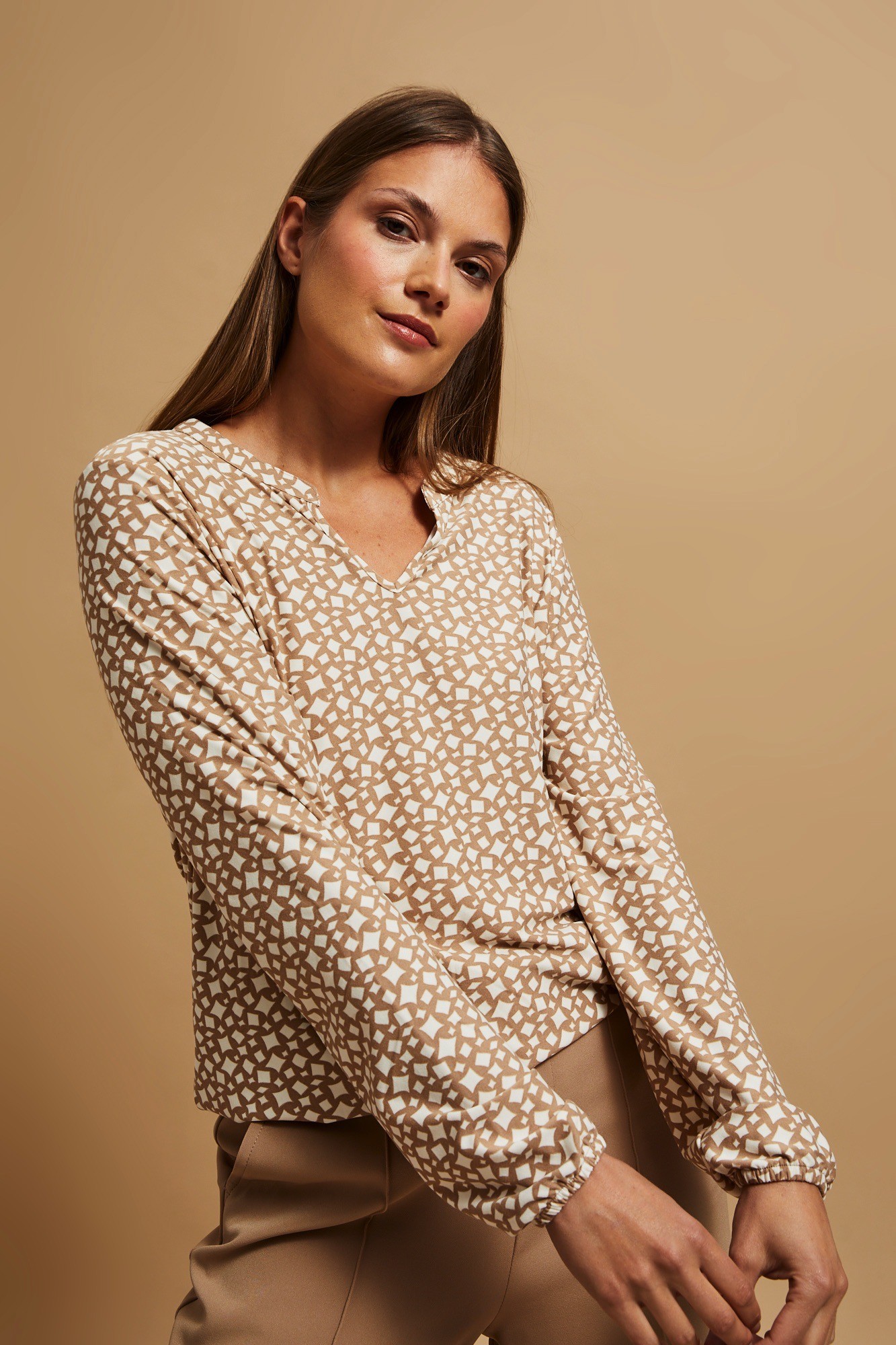 Patterned blouse with V-neck