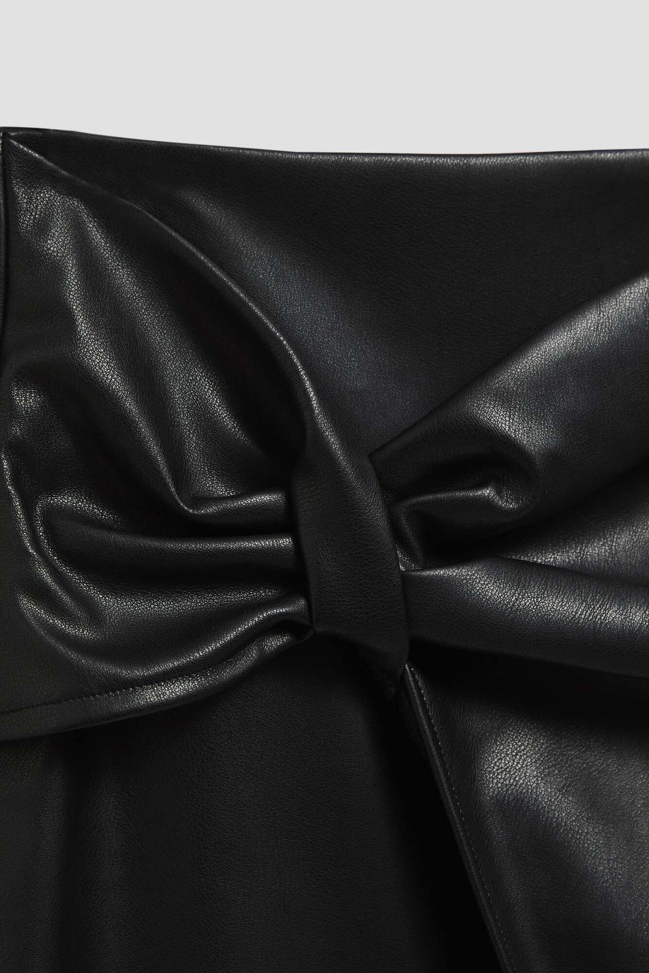 Skirt made of imitation leather