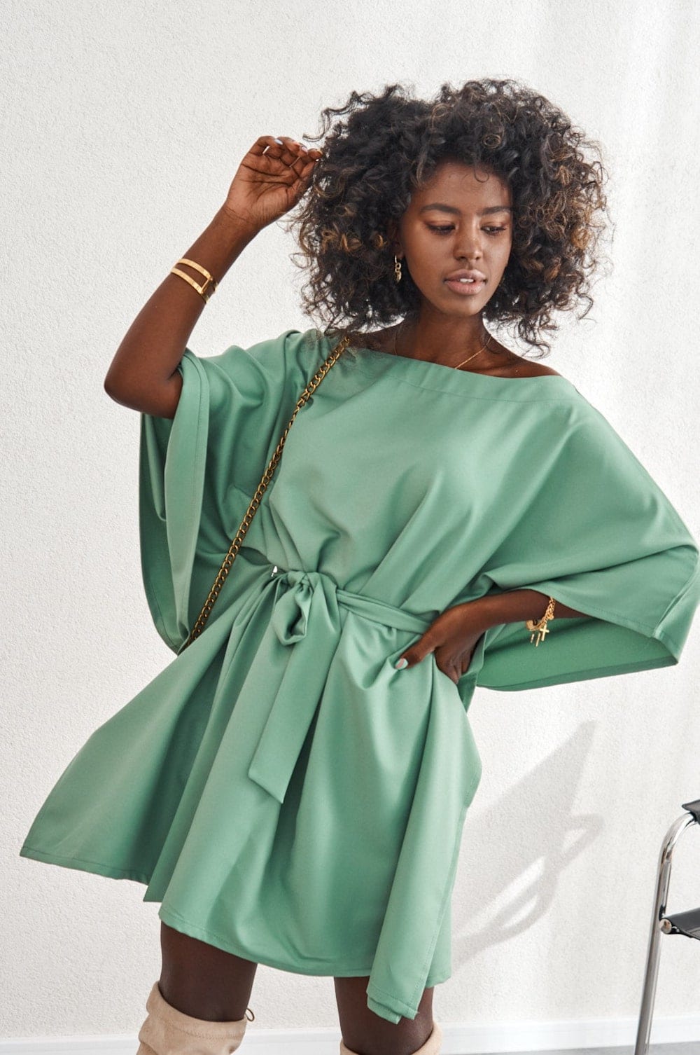 Elegantné zelené kimono šaty s opaskom