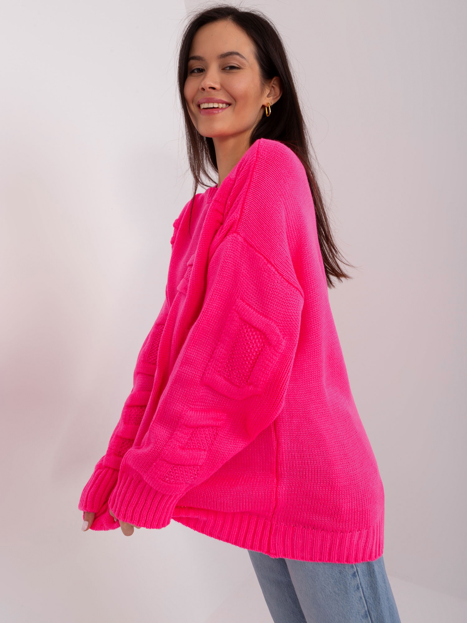 Levně Fluo růžový oversize svetr s kulatým výstřihem