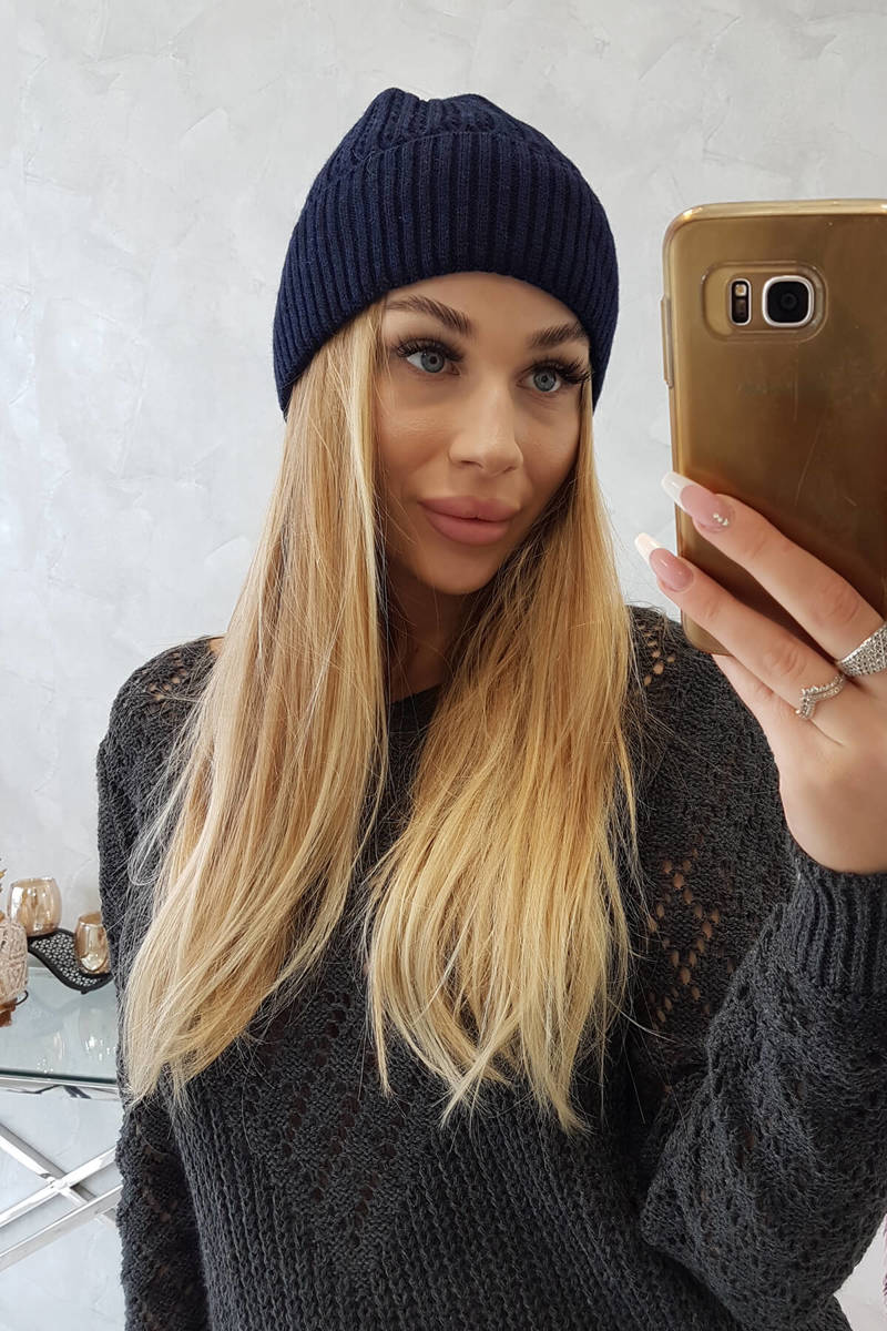 Thin beanie Malwina K250 dark blue