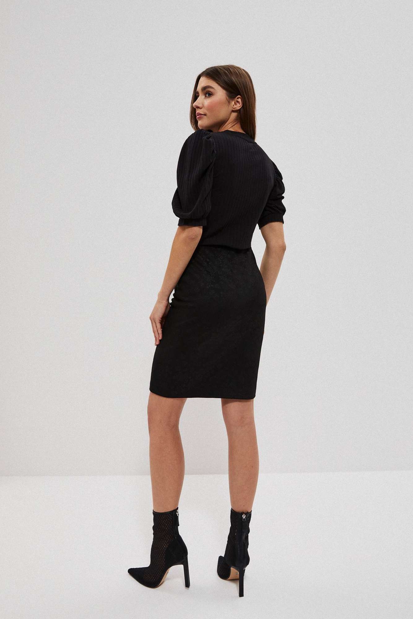 Pencil skirt - black