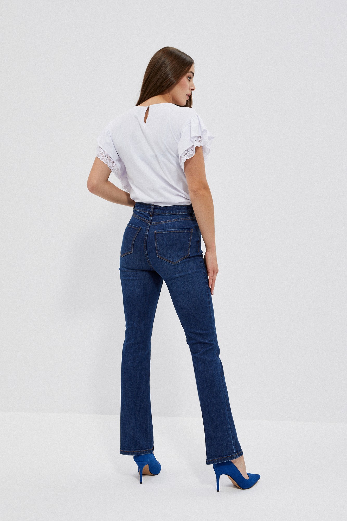 Jeans with flared legs