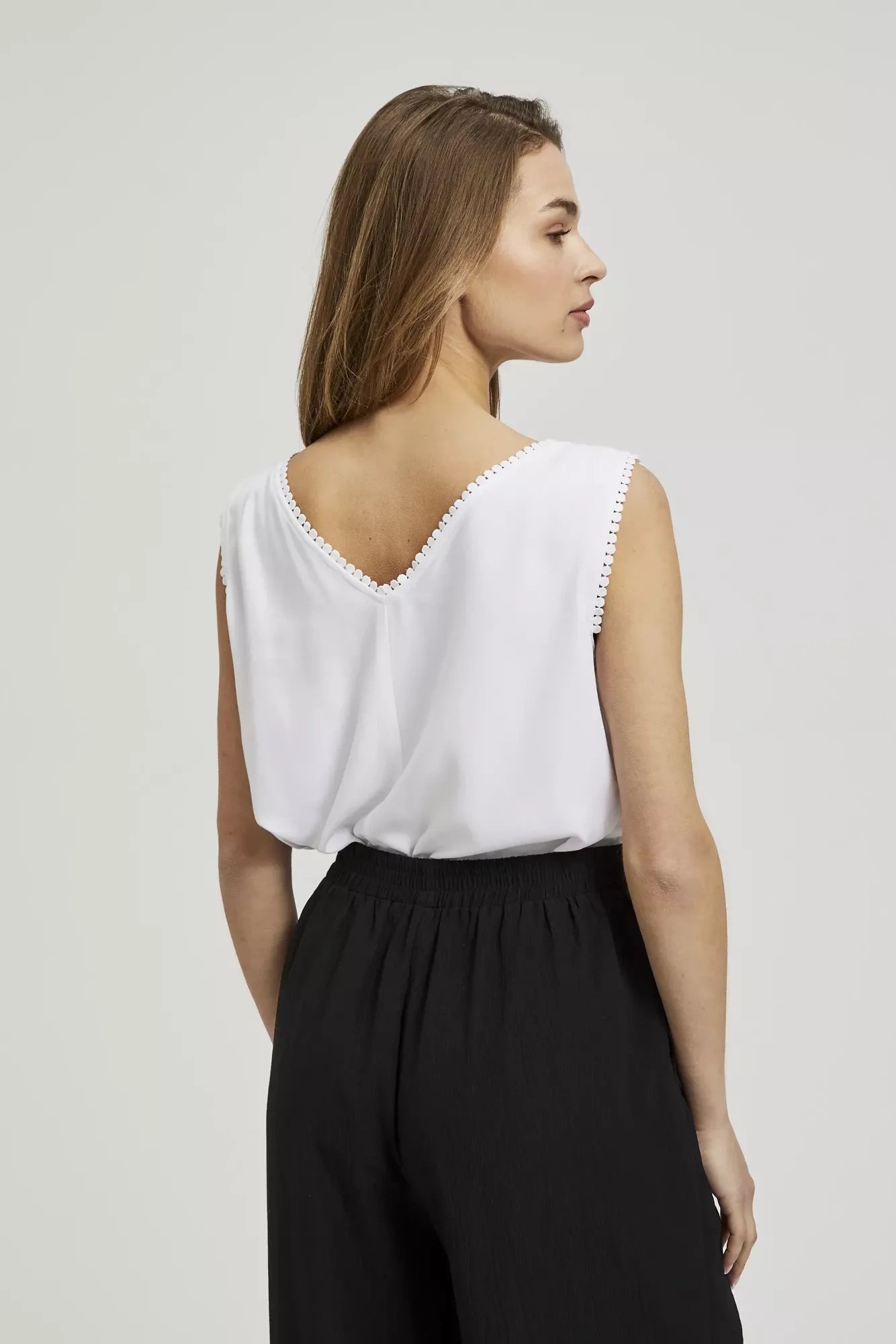 Women's tank top with a V-neck MOODO - white