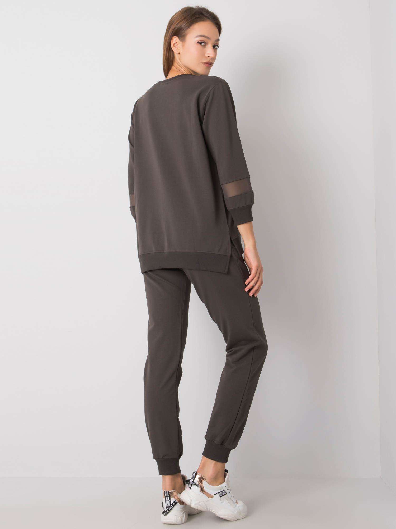 Set of dark khaki sweatshirt with appliqué