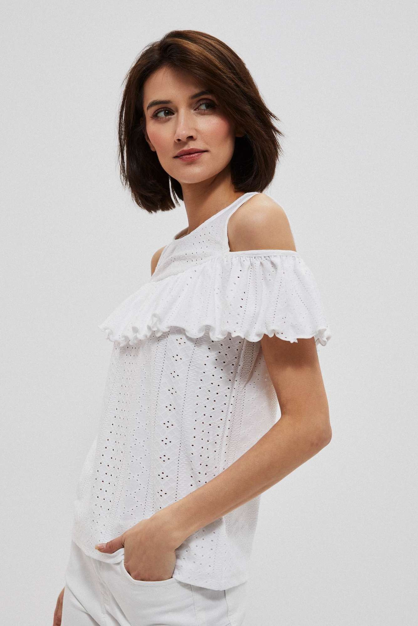 Cold Blouse With Ruffles