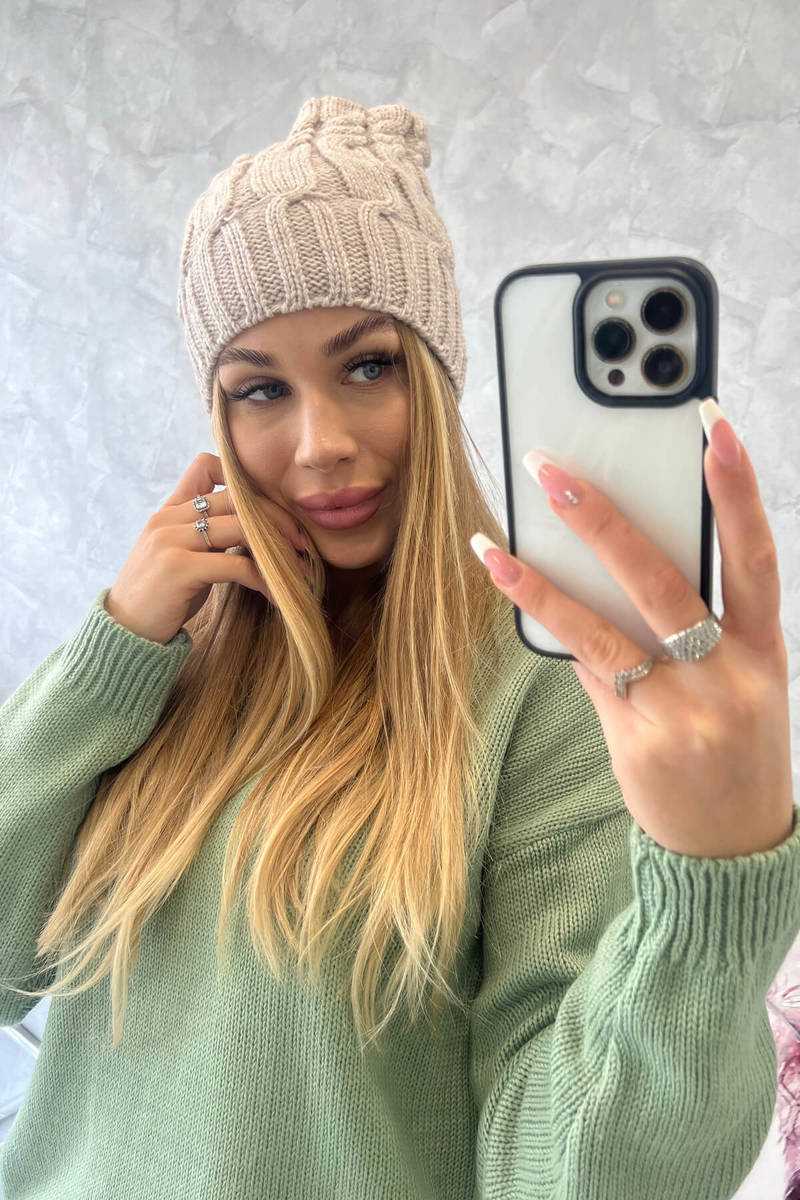 Beanie with fleece Iwona K221 beige