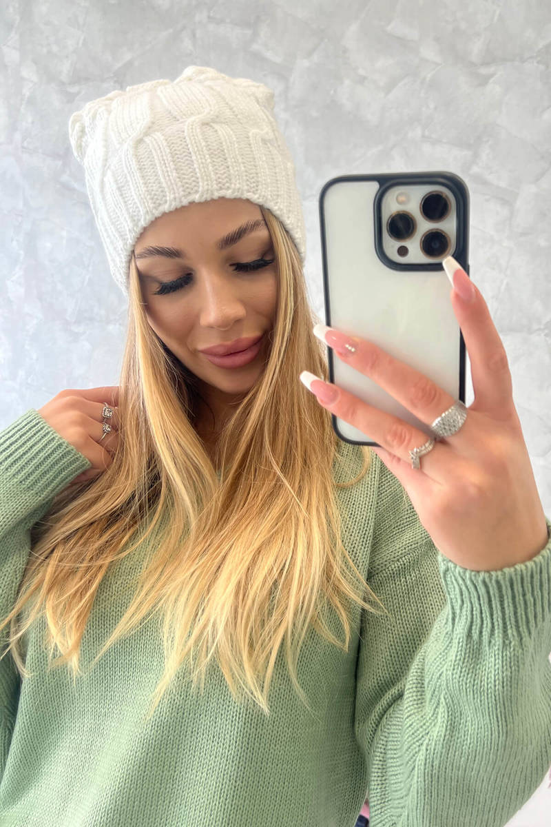 Beanie with fleece Iwona K221 ecru