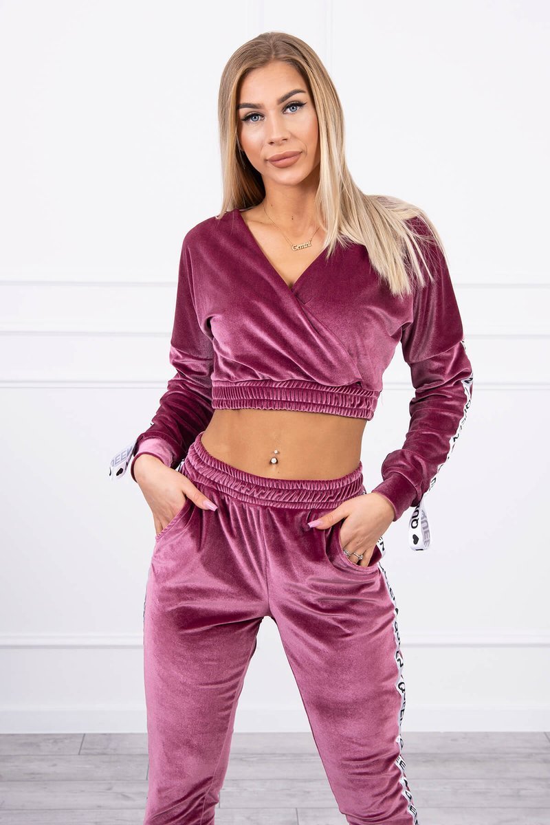 Velour Set With Queen Lettering Dark Pink