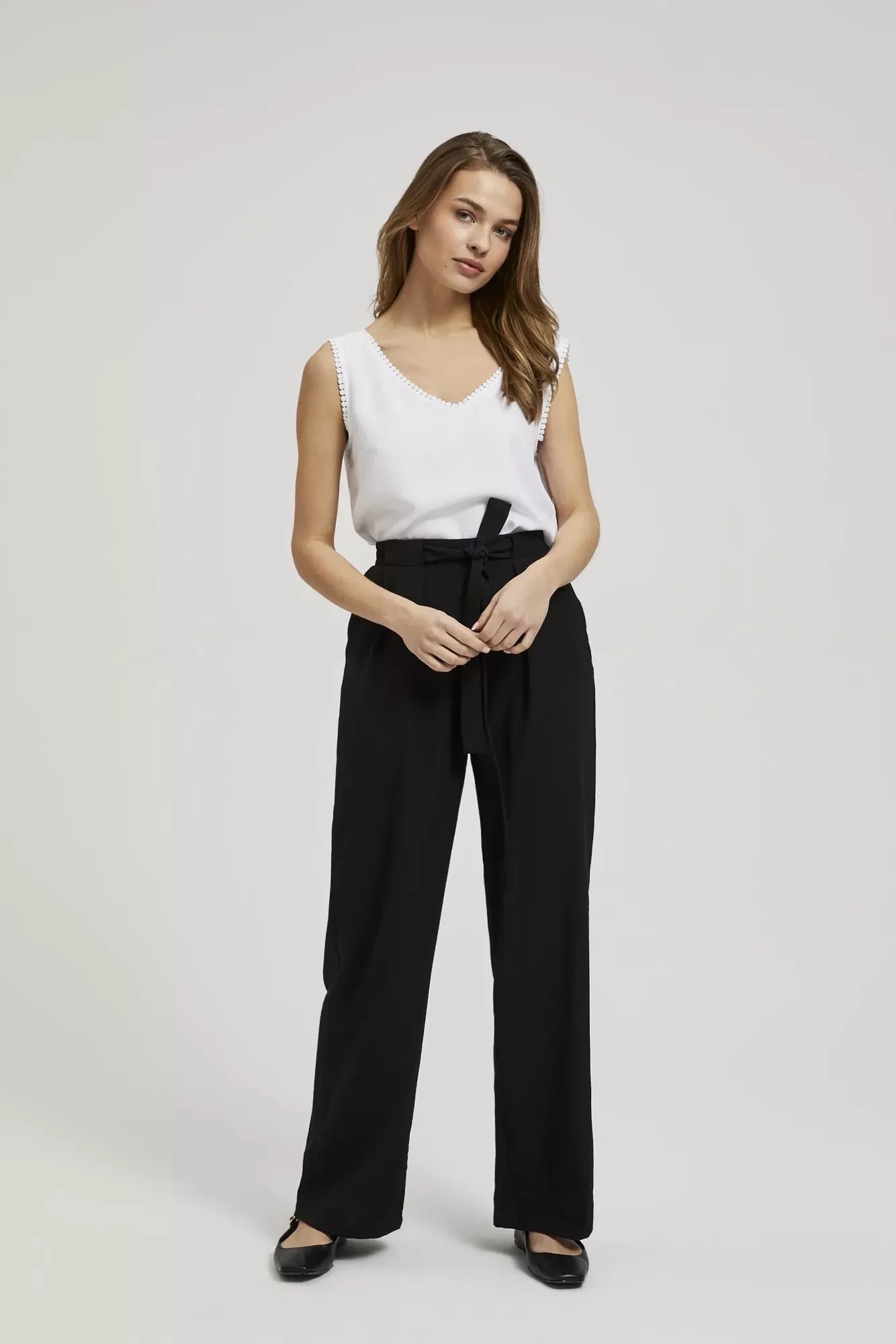 Women's tank top with a V-neck MOODO - white