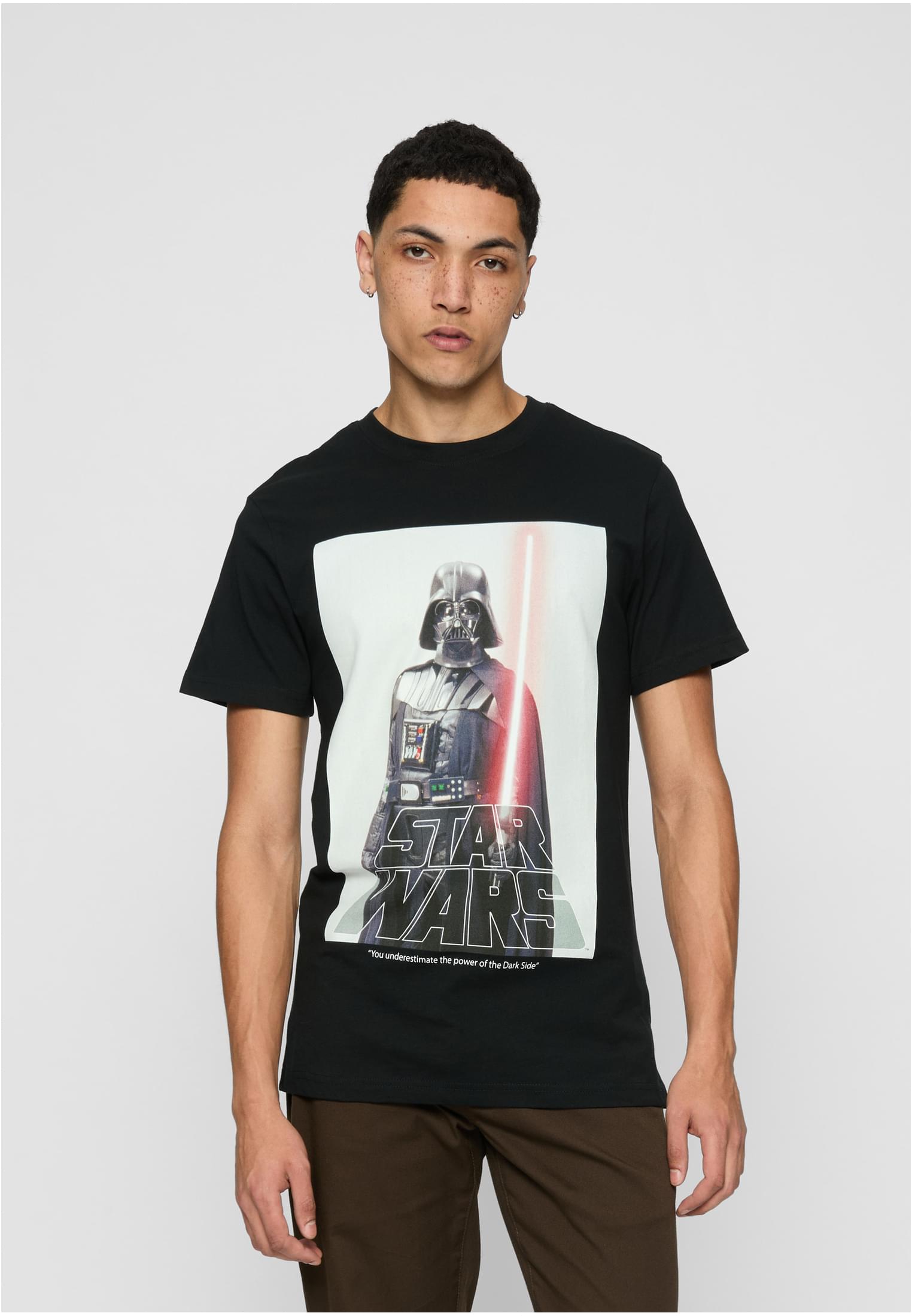 Black T-shirt With Star Wars Darth Vader Logo