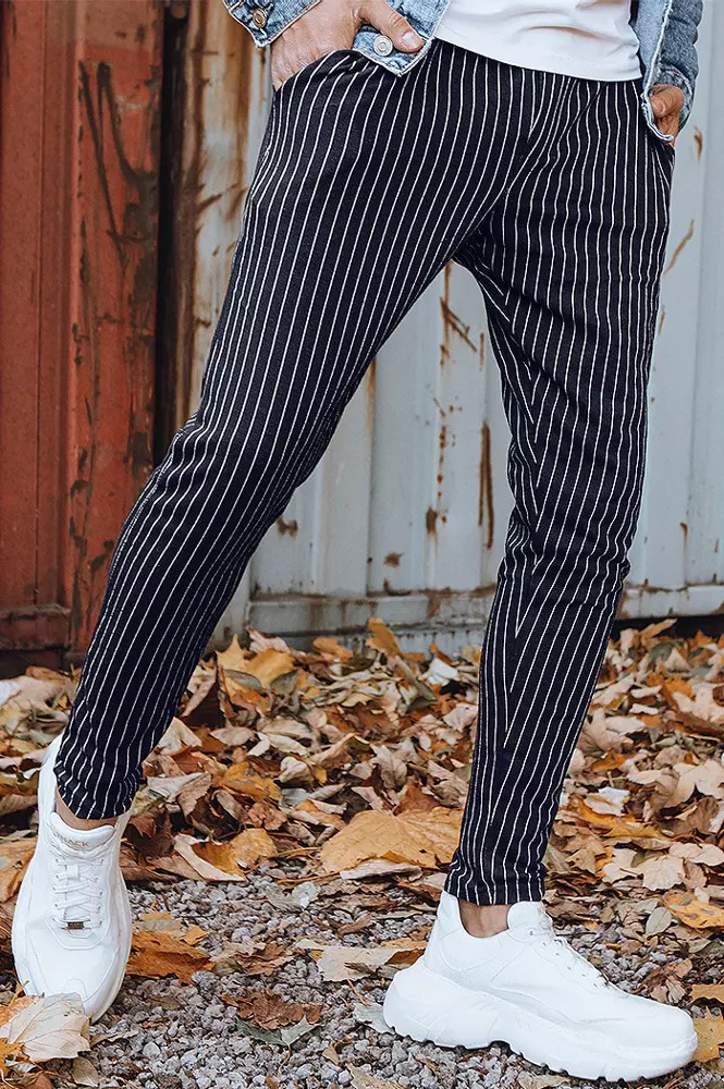 Мъжки спортен панталон. DStreet Striped