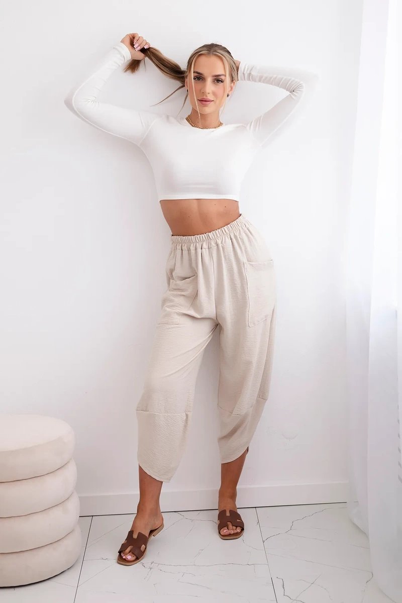 Wide-leg trousers with pockets beige