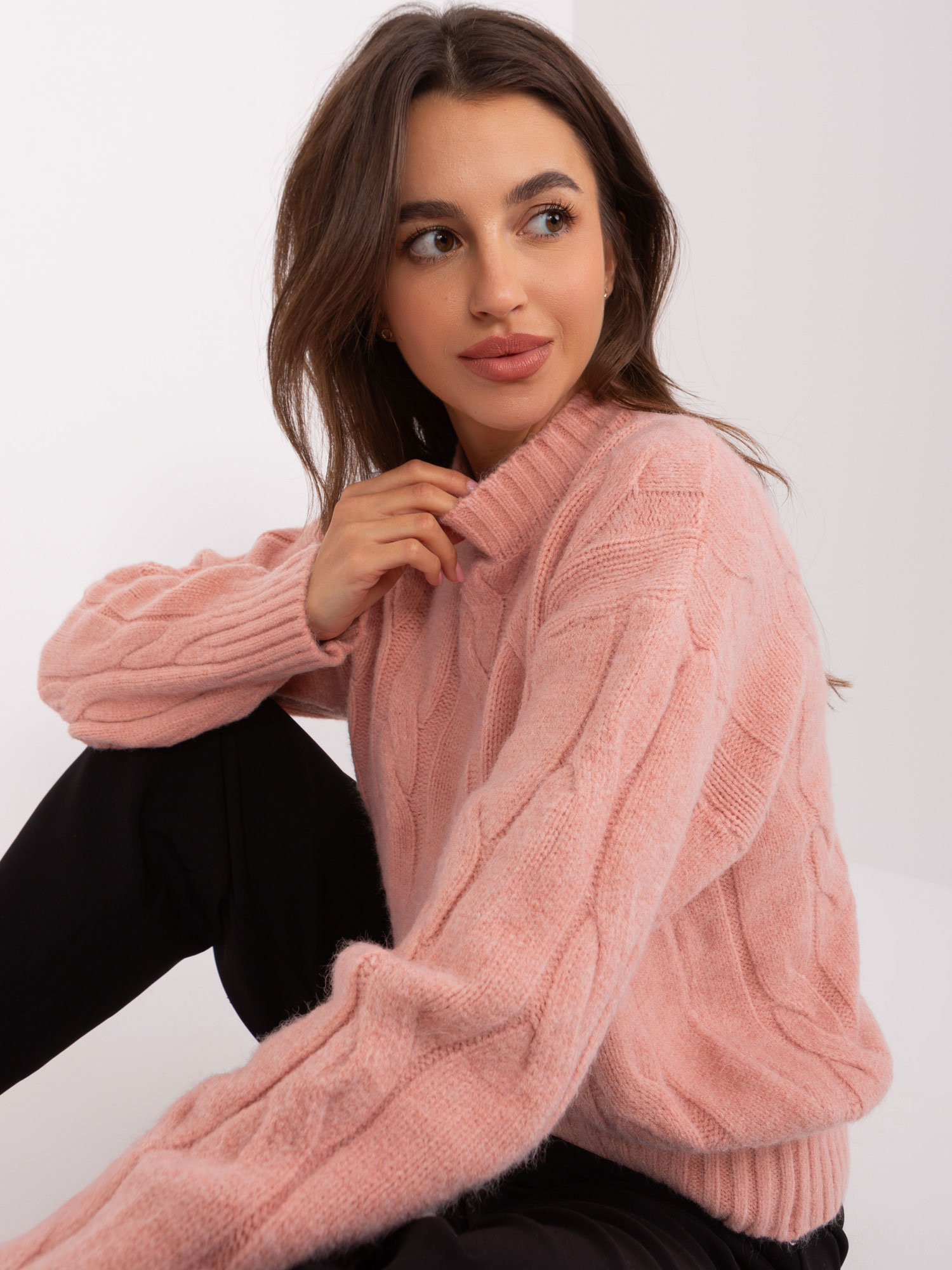 Light Pink Classic Sweater With Cables