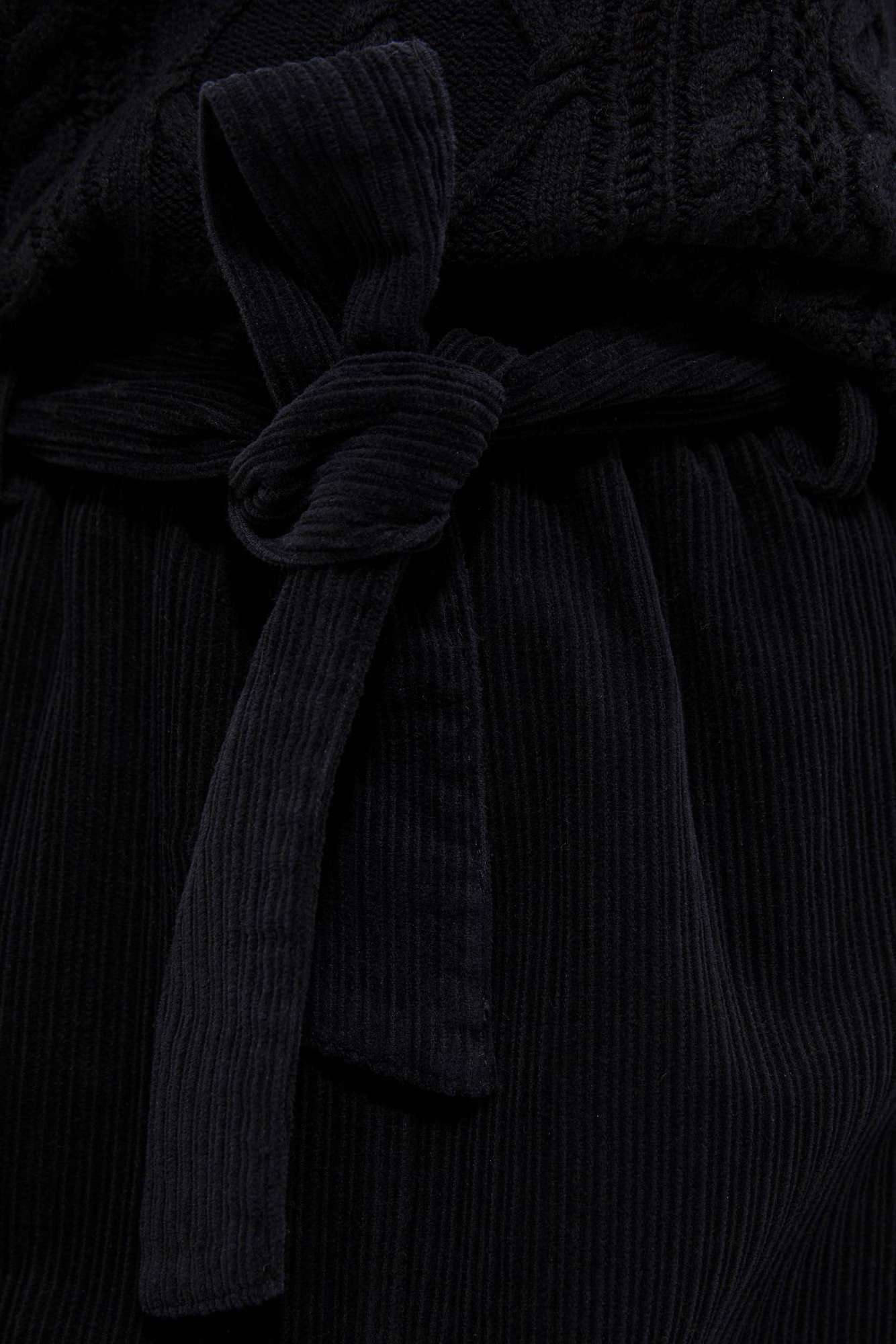 Skirts with pockets