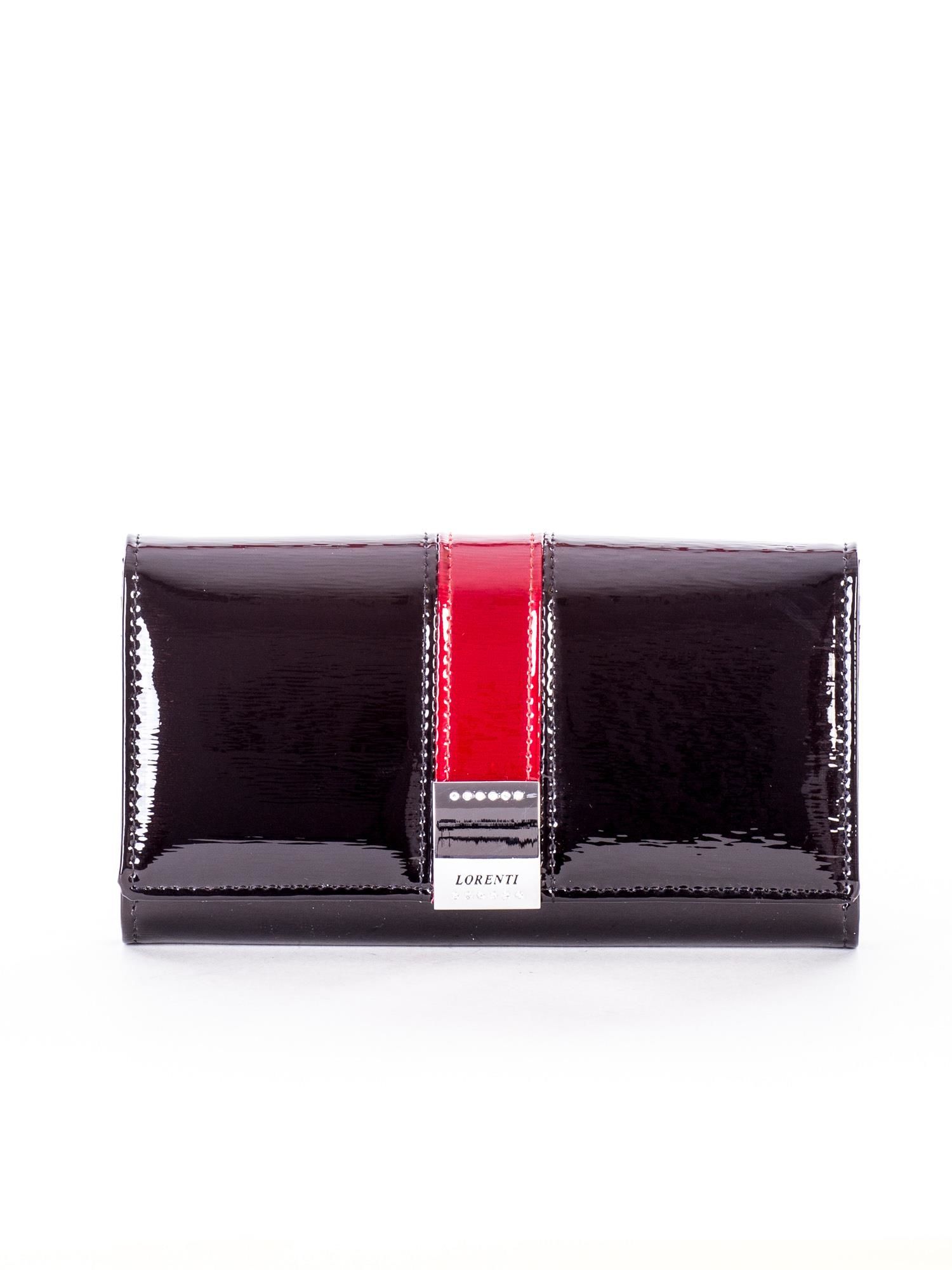 Women´s black patent leather wallet