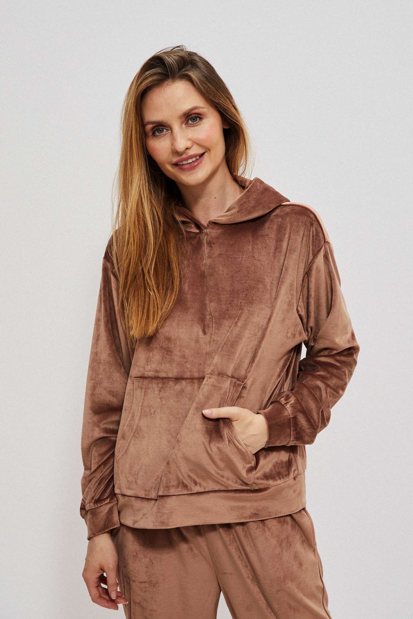 Velour hoodie - beige
