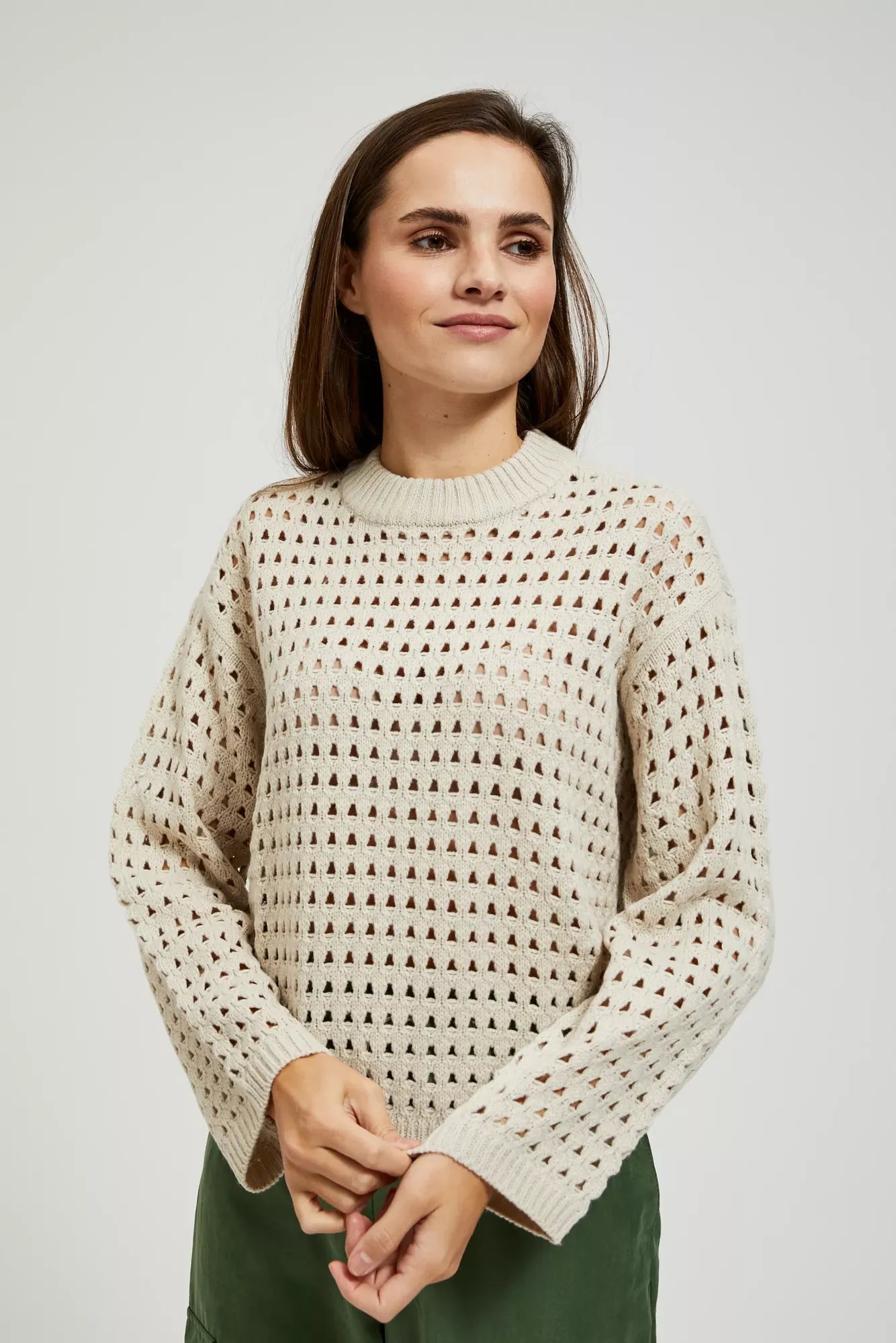 WOMEN'S SWEATER
