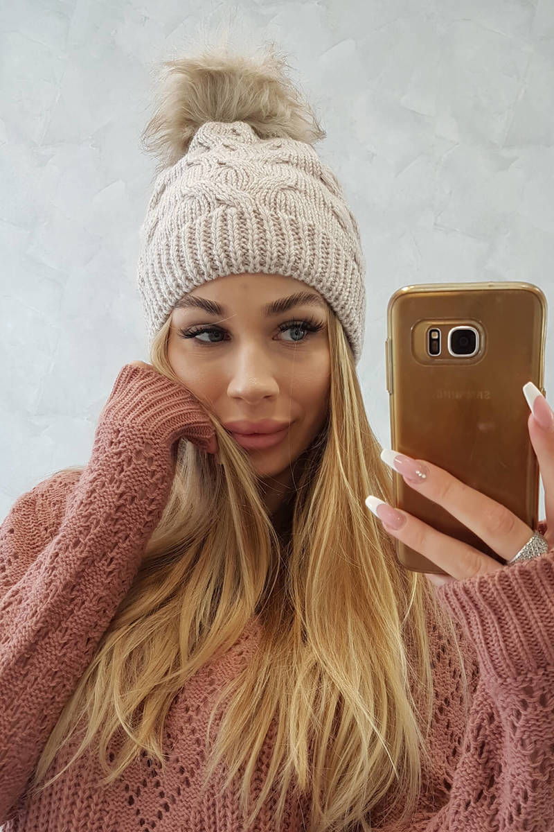 Beanie with fleece Ela K242 light beige