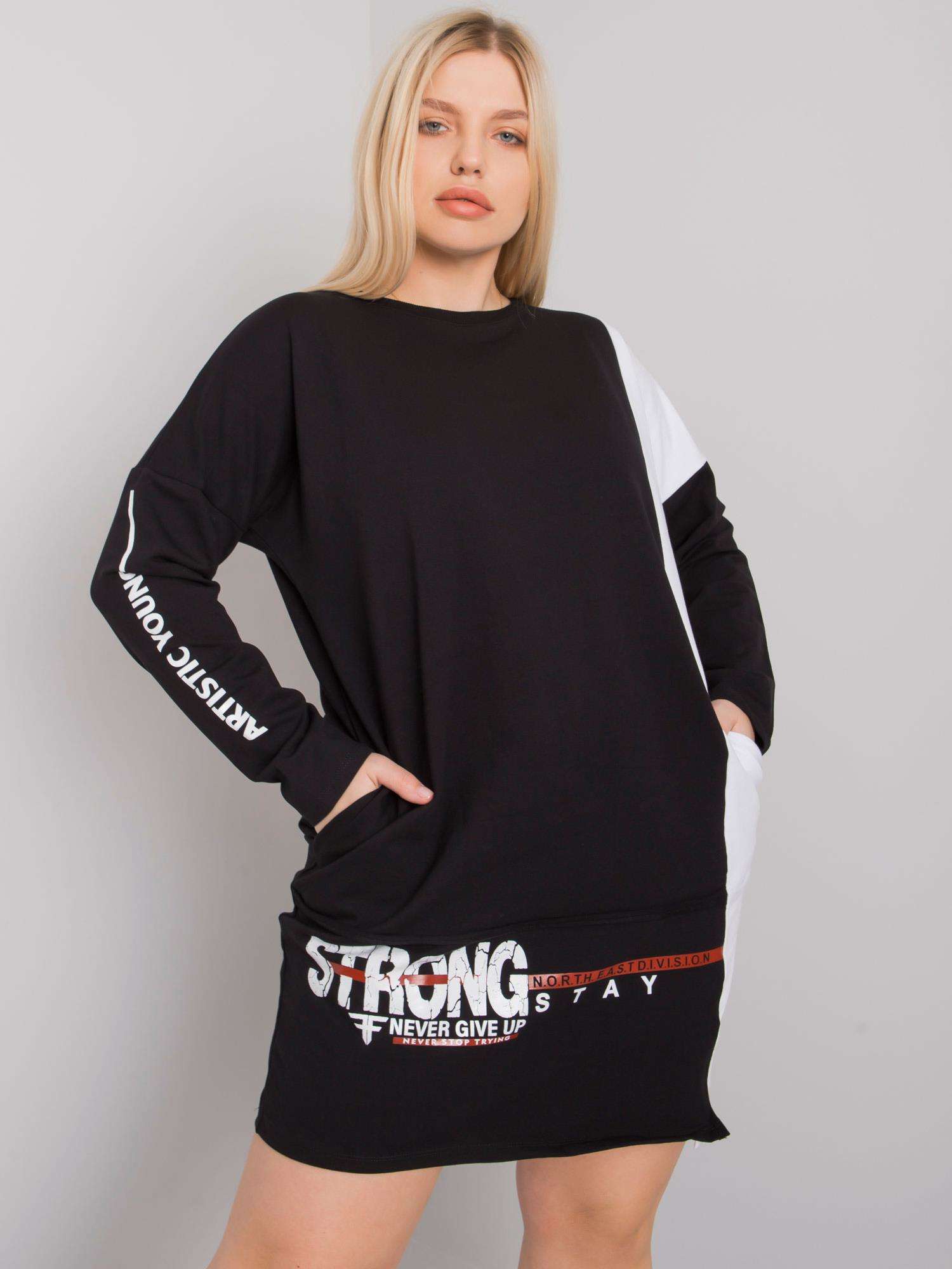 Large Black Tunic With Long Sleeves