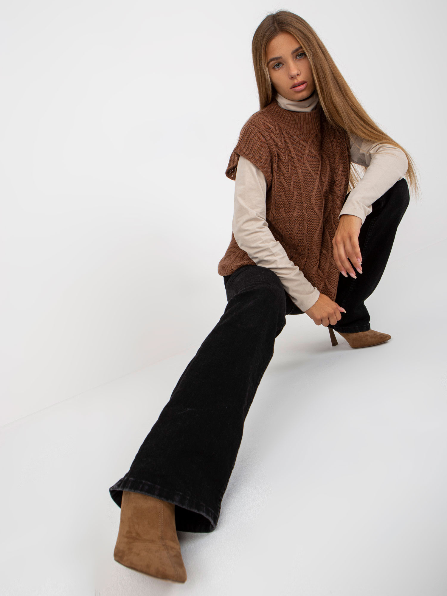 Brown Knitted Vest SUBLEVEL With Braids