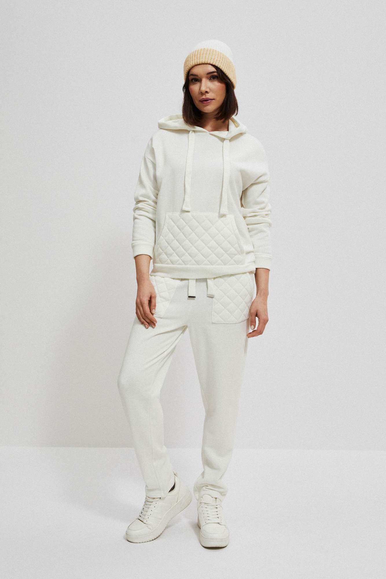 Sweatpants with pockets