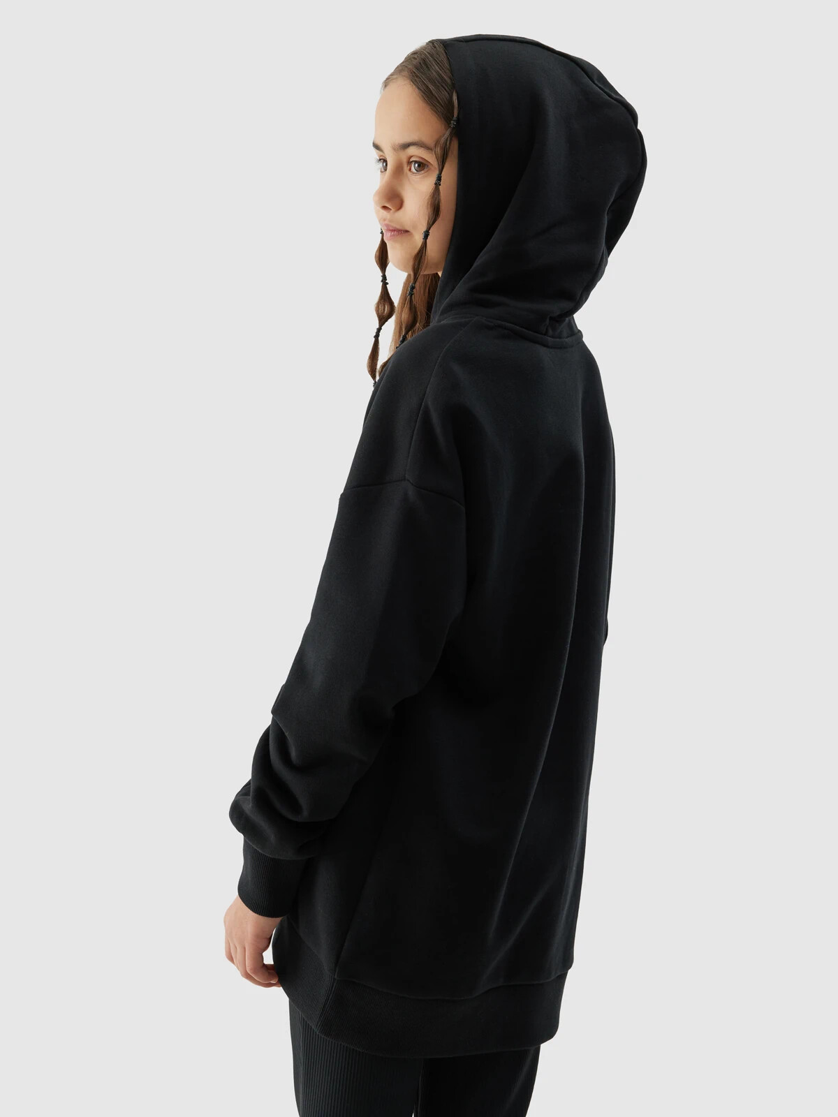 Girls&#039; sweatshirt without fastening and hooded 4F - black