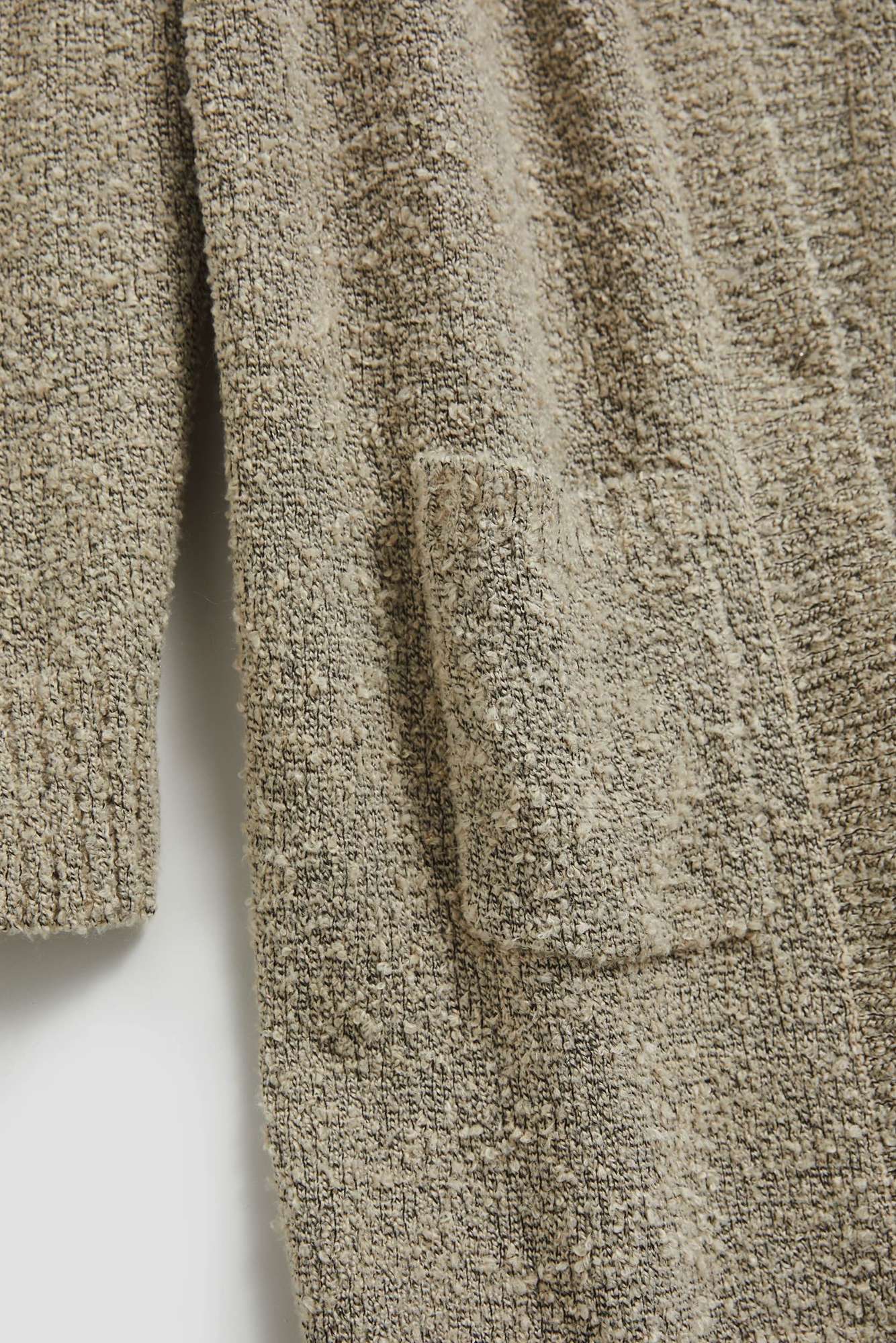 Long cardigan with pockets
