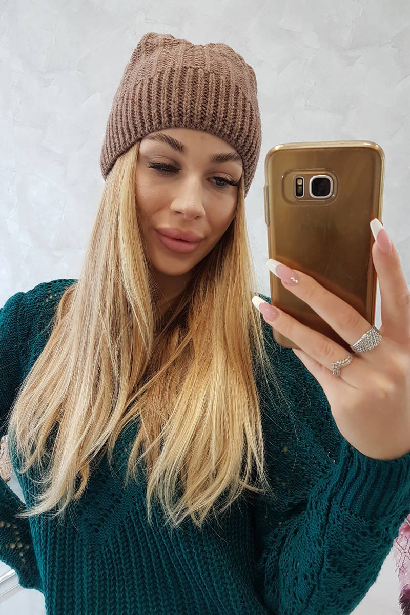 Beanie with fleece Anna K238 mocca
