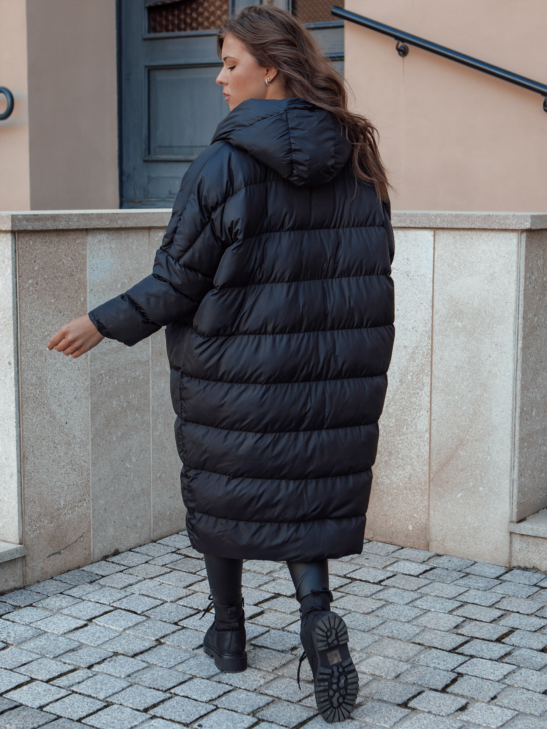 Dámská zimní bunda oversize s kapucí ANNIKA černá Dstreet