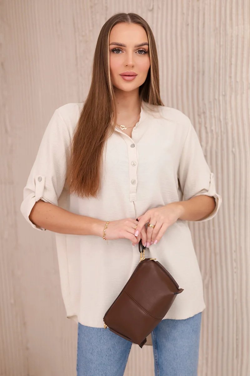 Blouse with a longer back beige