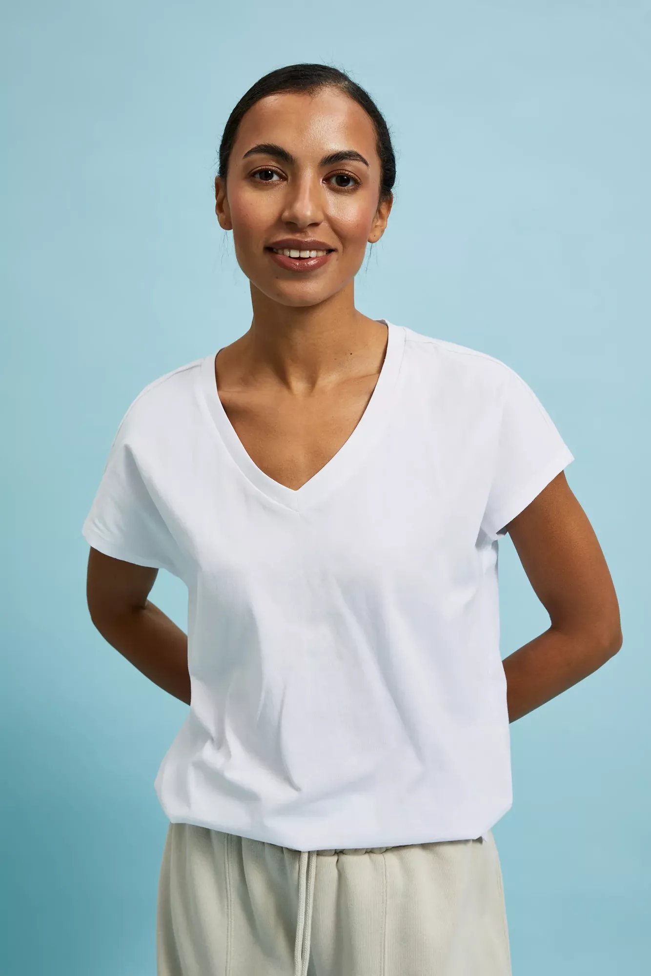 Women's T-shirt MOODO - white