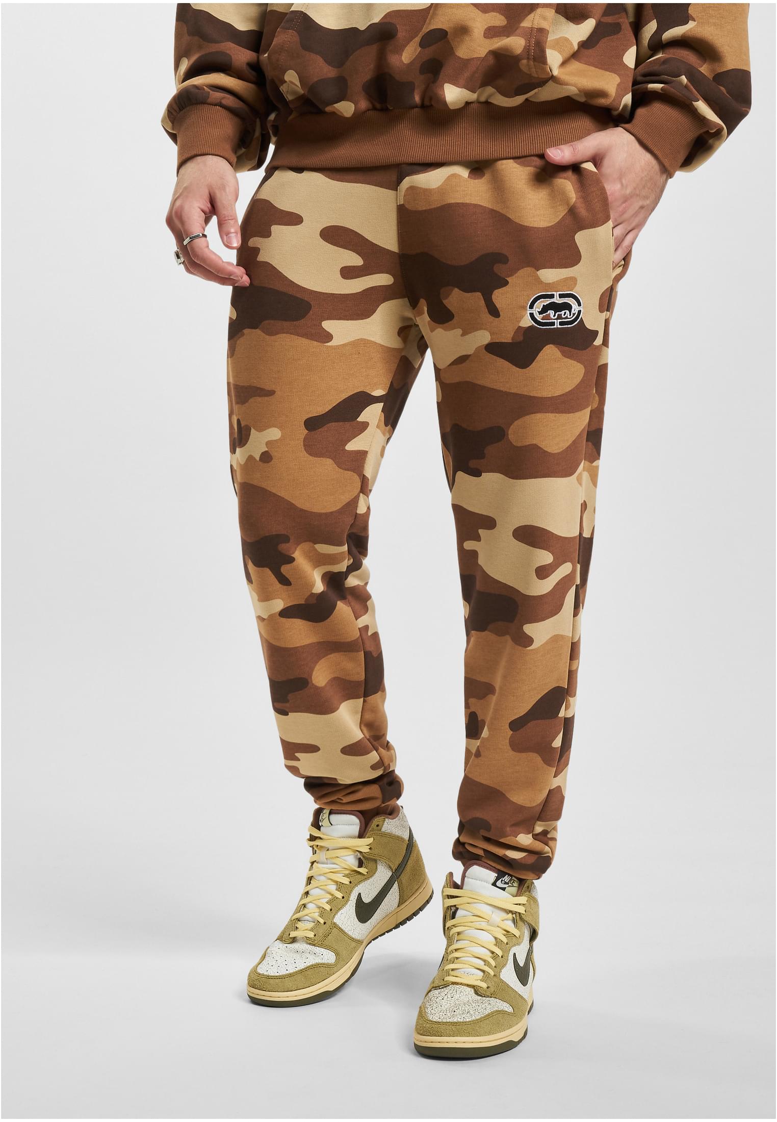 Společnost Ecko Unltd. Sweatpants Brown