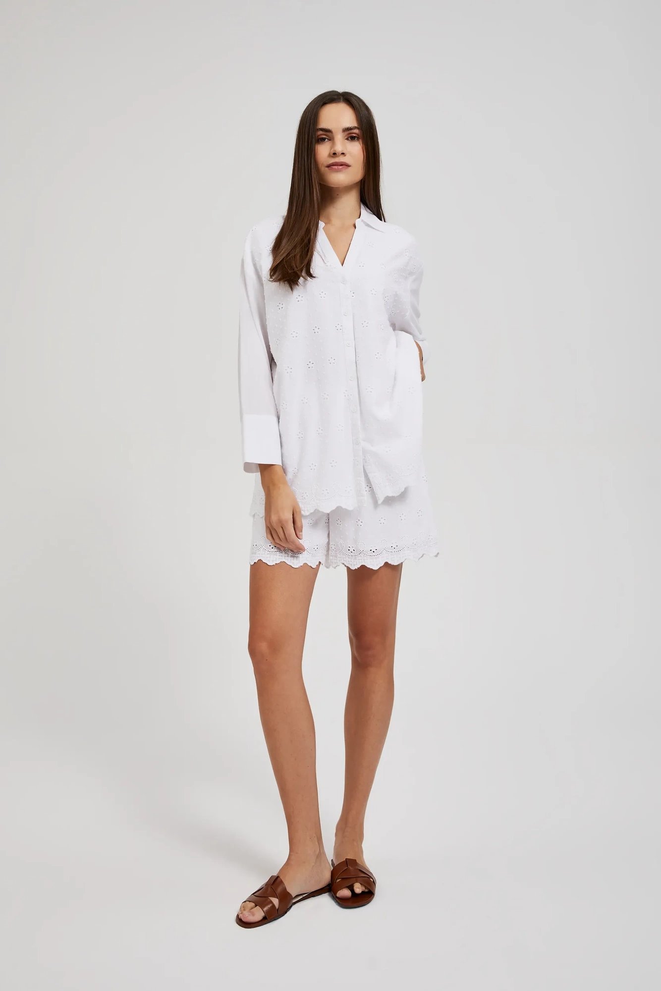 Women&#039;s romantic shorts MOODO - white