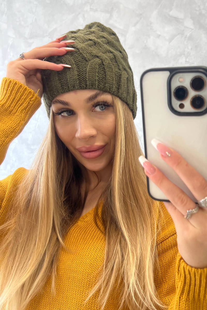 Beanie with fleece Agnieszka K239 khaki