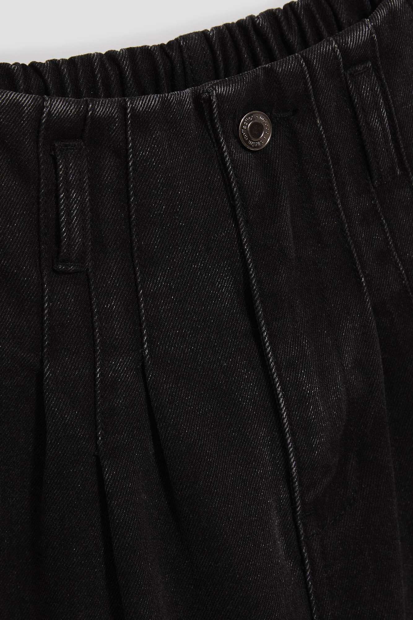 Jeans with elastic waistband