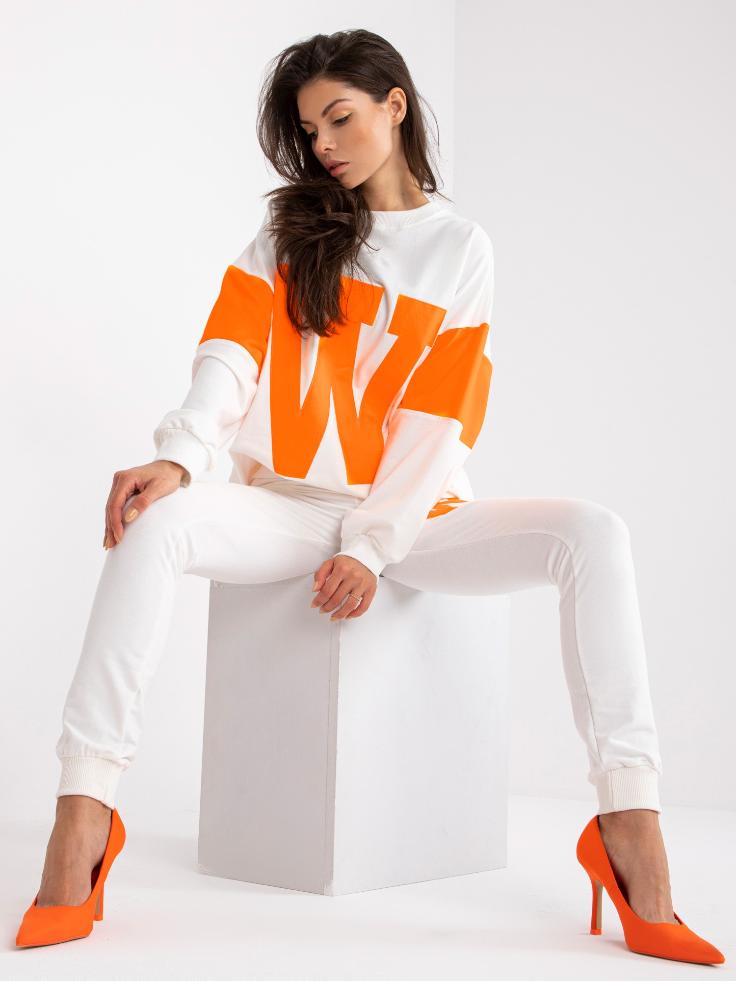 Set of cotton sweatshirts in white and orange