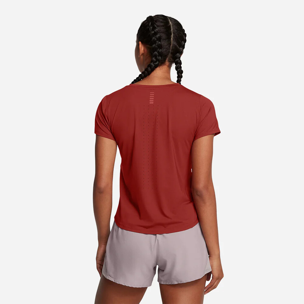Women's T-shirt Under Armour Launch Elite Shortsleeve