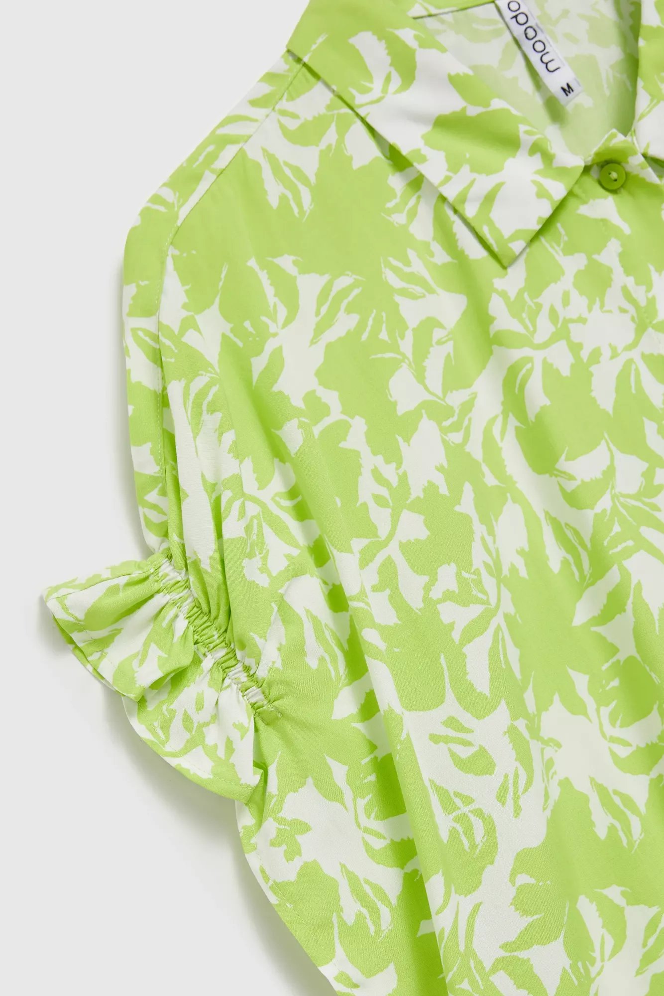 Women's shirt with short sleeves MOODO - green